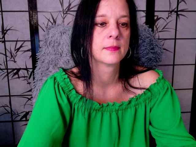 SweetLongLips webcam