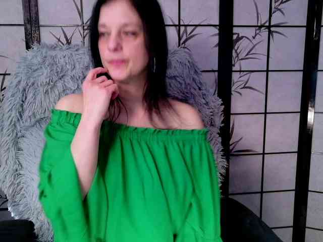 SweetLongLips webcam