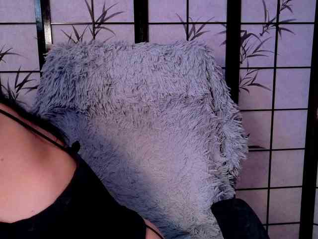 SweetLongLips webcam