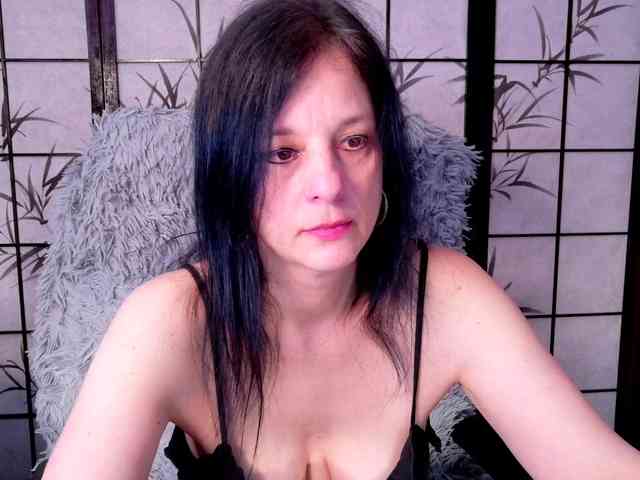 SweetLongLips webcam