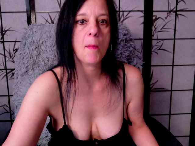 SweetLongLips webcam