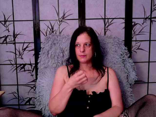 SweetLongLips webcam