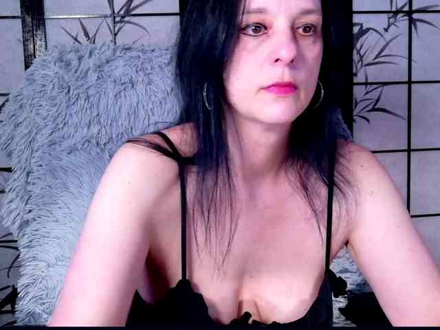 SweetLongLips webcam