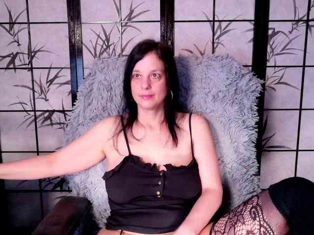 SweetLongLips webcam