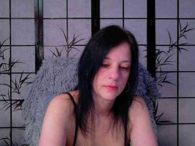 SweetLongLips webcam