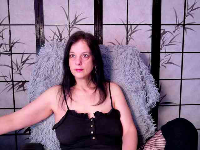 SweetLongLips webcam
