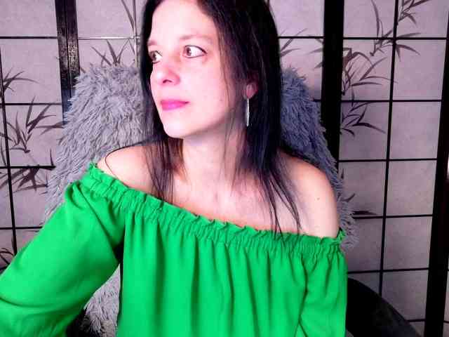 SweetLongLips webcam