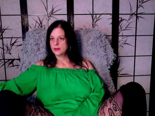 SweetLongLips webcam