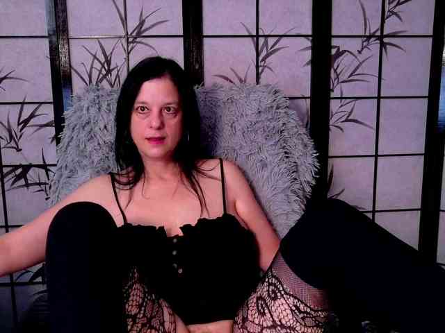 SweetLongLips webcam