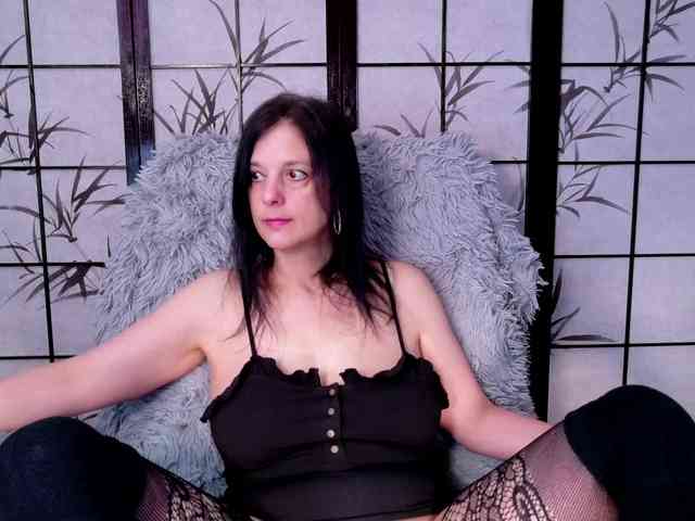 SweetLongLips webcam