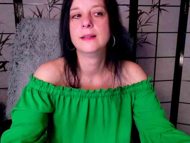 SweetLongLips webcam