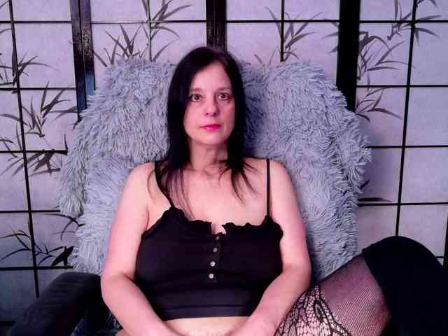 SweetLongLips webcam