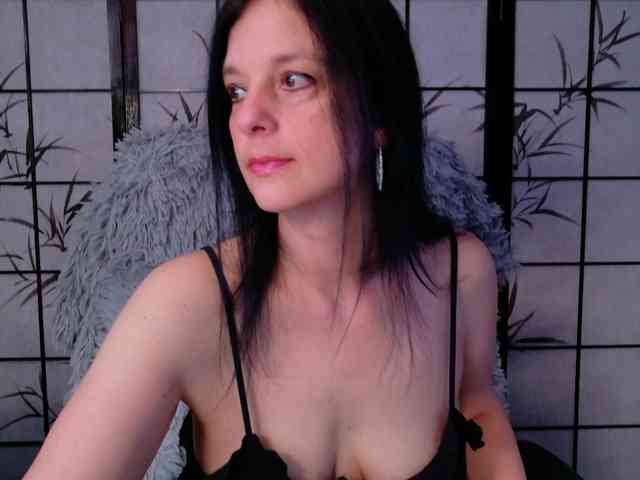 SweetLongLips webcam