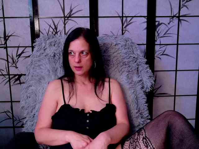 SweetLongLips webcam