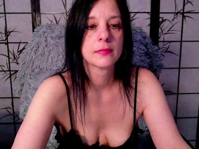 SweetLongLips webcam