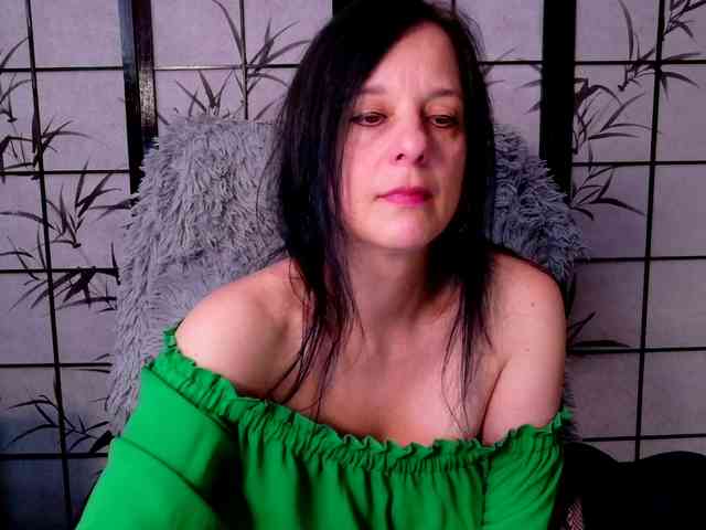 SweetLongLips webcam