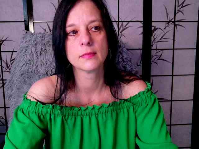 SweetLongLips webcam