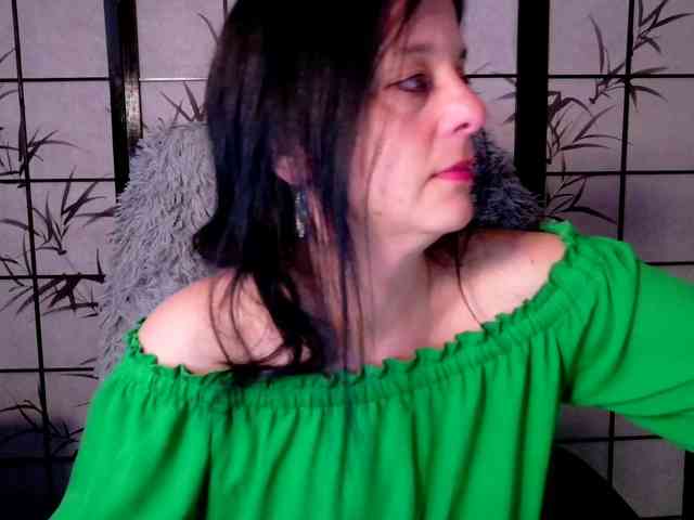 SweetLongLips webcam