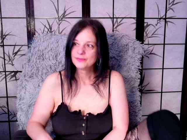 SweetLongLips webcam