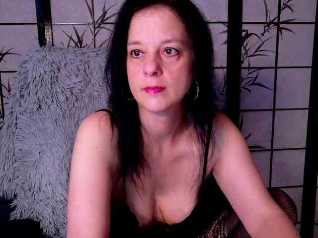 SweetLongLips webcam