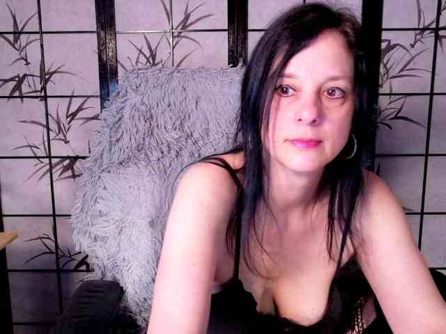 SweetLongLips webcam