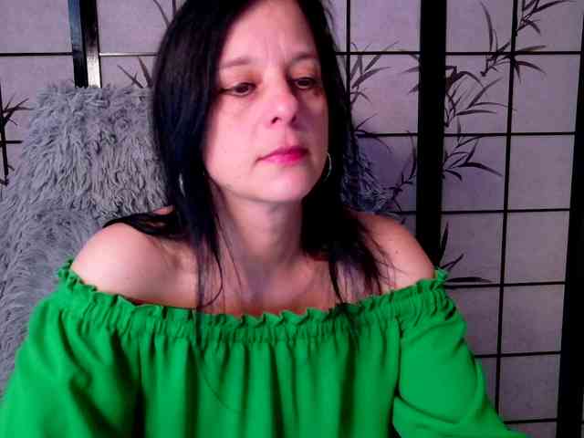 SweetLongLips webcam