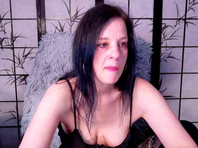 SweetLongLips webcam