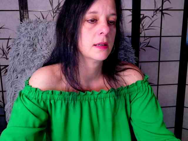 SweetLongLips webcam