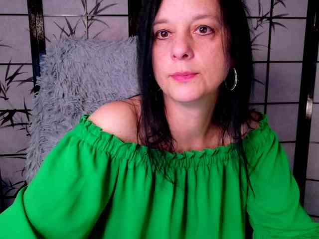SweetLongLips webcam