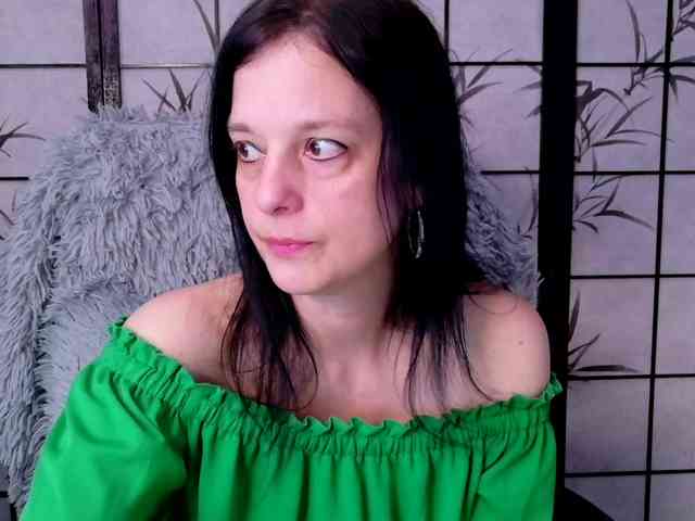 SweetLongLips webcam