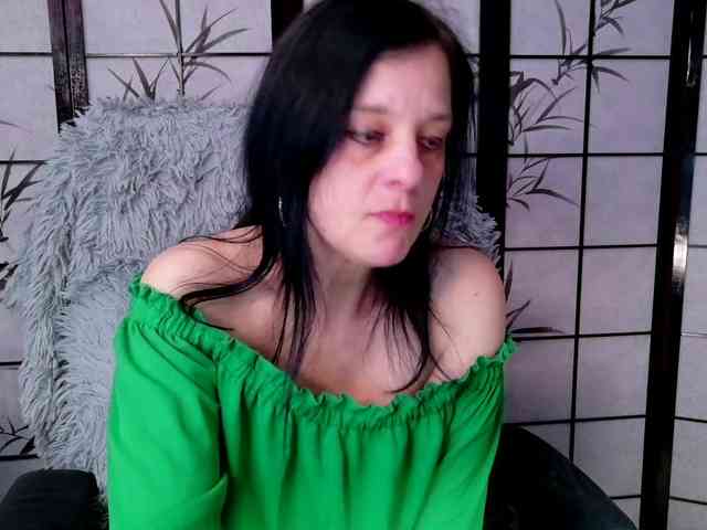 SweetLongLips webcam