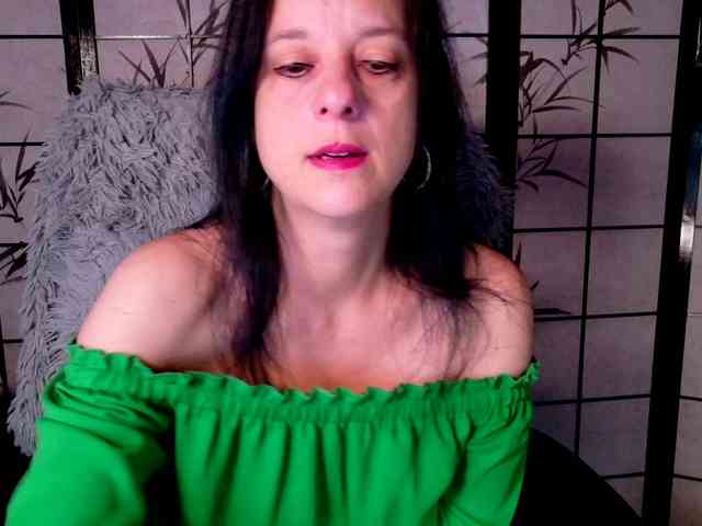 SweetLongLips webcam