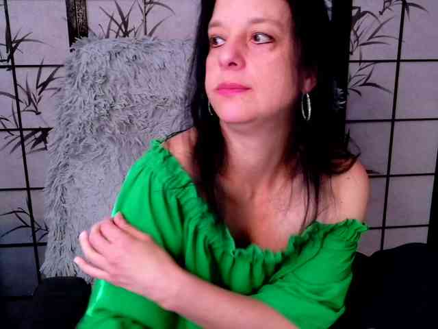 SweetLongLips webcam