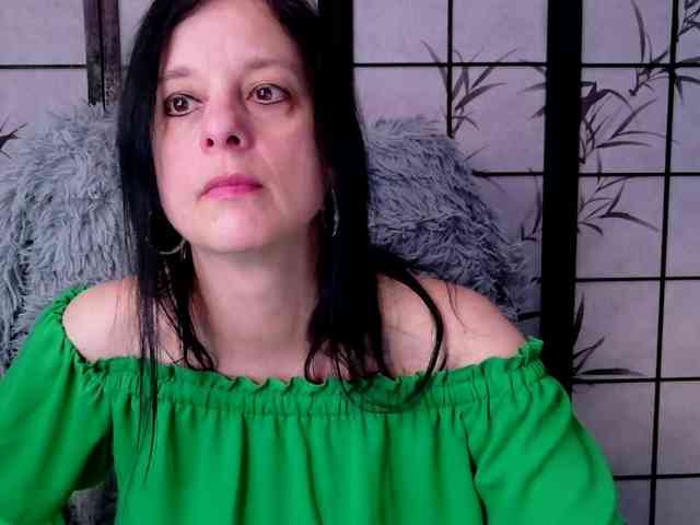 SweetLongLips webcam