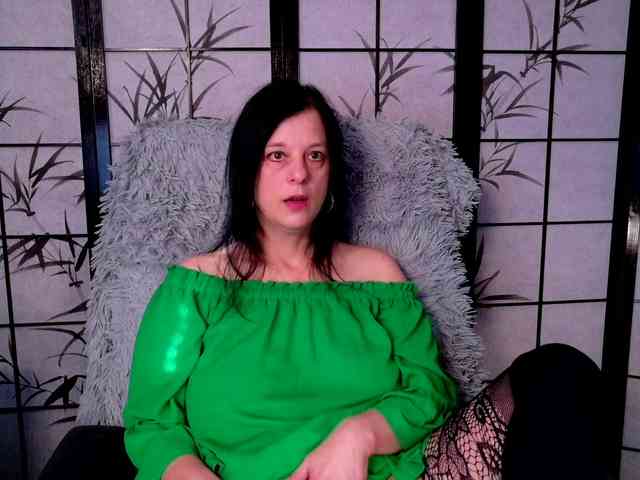 SweetLongLips webcam