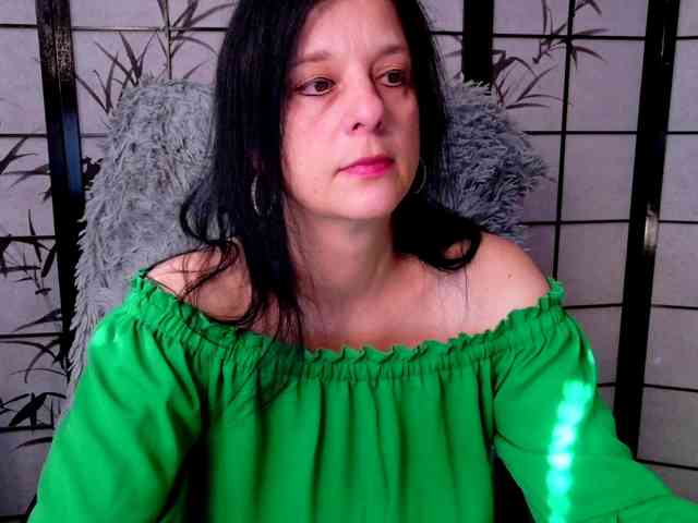 SweetLongLips webcam