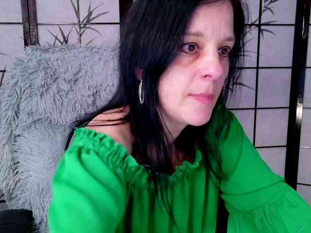 SweetLongLips webcam