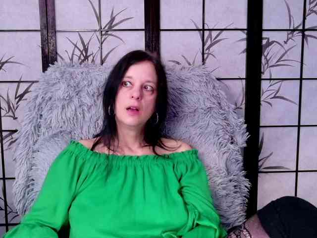 SweetLongLips webcam