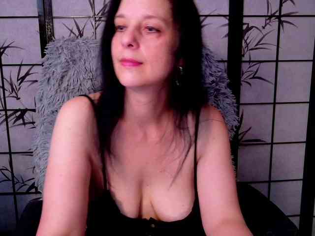 SweetLongLips webcam
