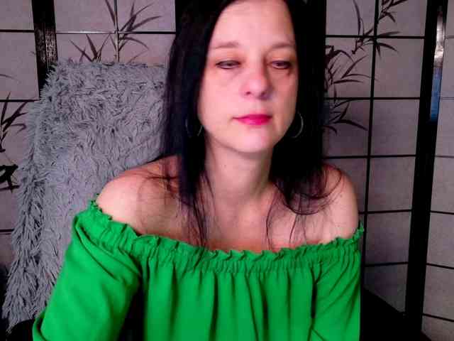 SweetLongLips webcam