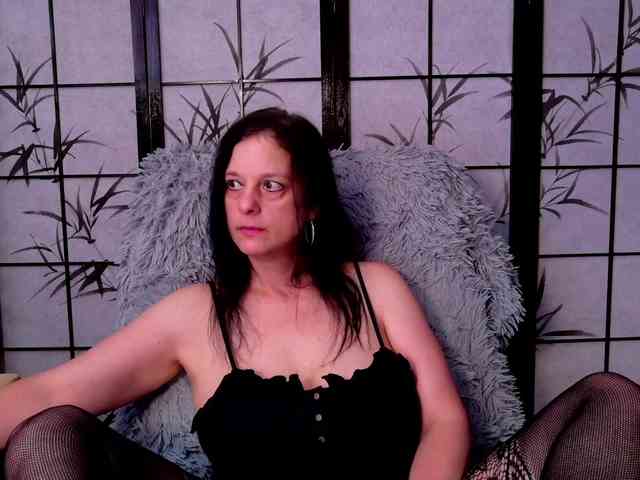 SweetLongLips webcam