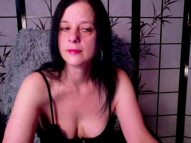 SweetLongLips webcam