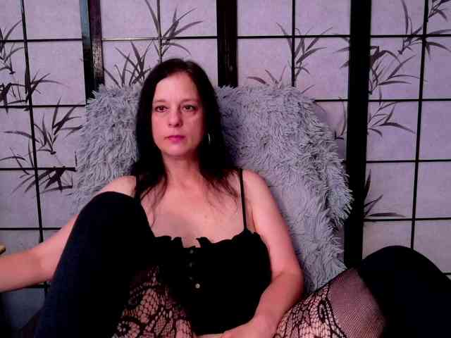 SweetLongLips webcam