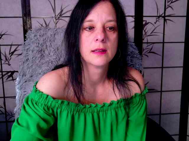 SweetLongLips webcam