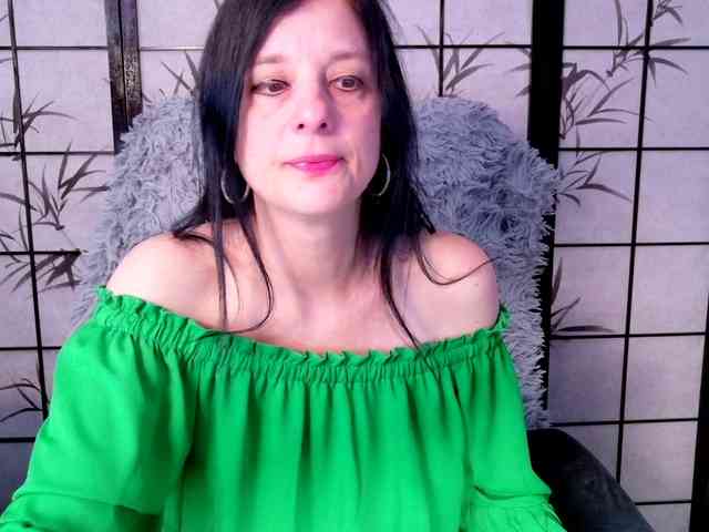 SweetLongLips webcam