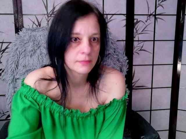 SweetLongLips webcam