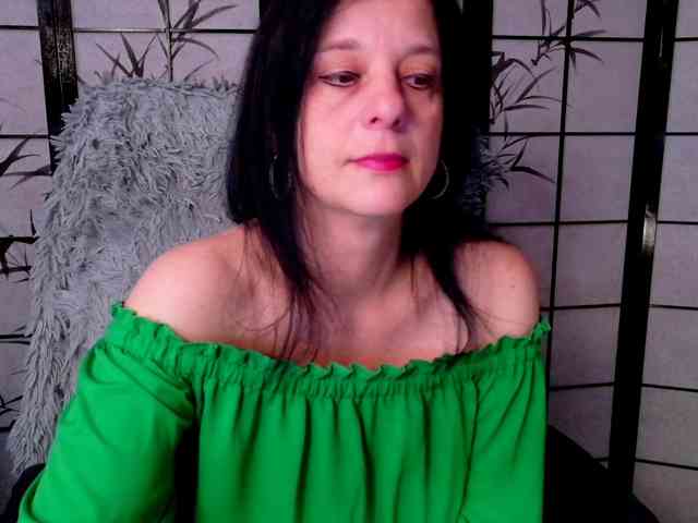 SweetLongLips webcam