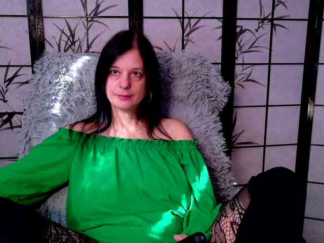 SweetLongLips webcam