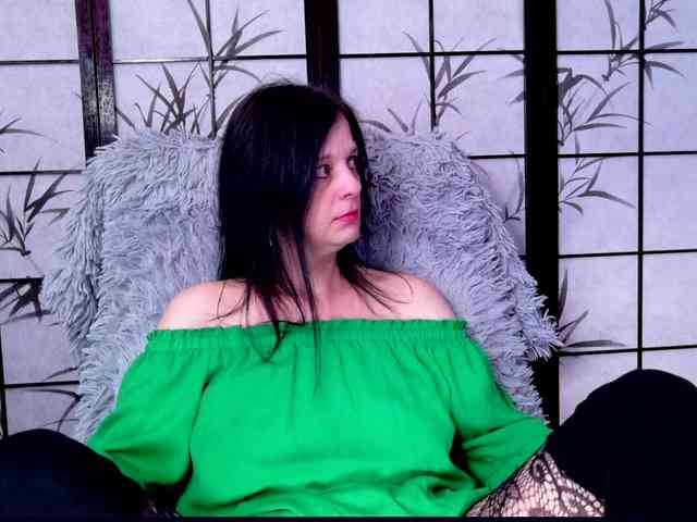 SweetLongLips webcam