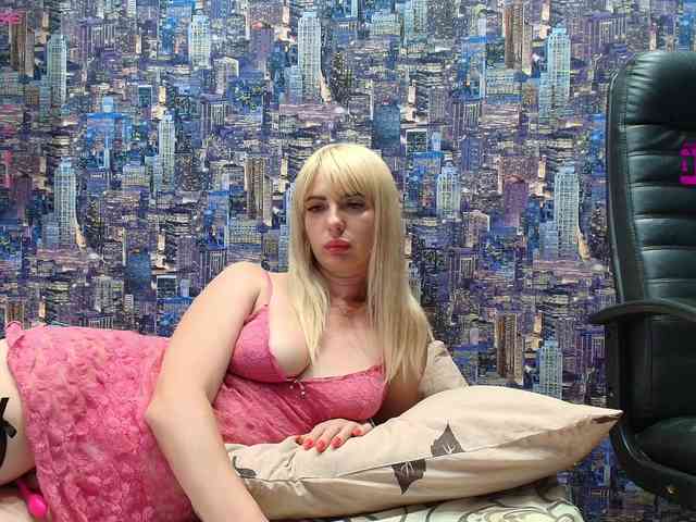 SweetBlondy